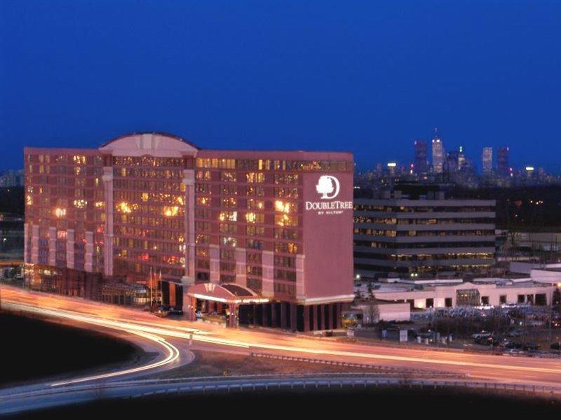 多伦多机场和会议中心万豪德尔塔酒店 外观 照片